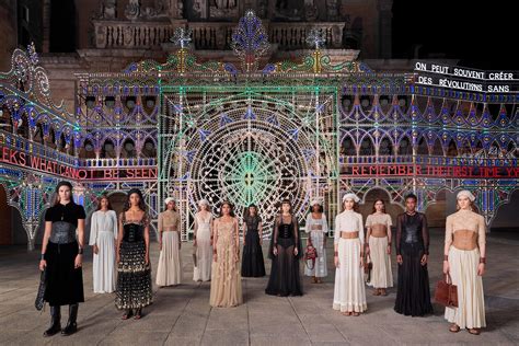 Dior celebra Lecce: il video per la collezione Cruise 2021